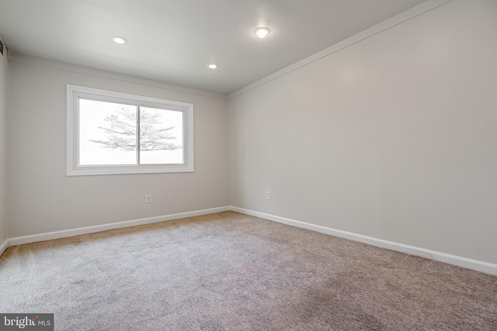 CARROLLAN GARDENS - Residential Lease