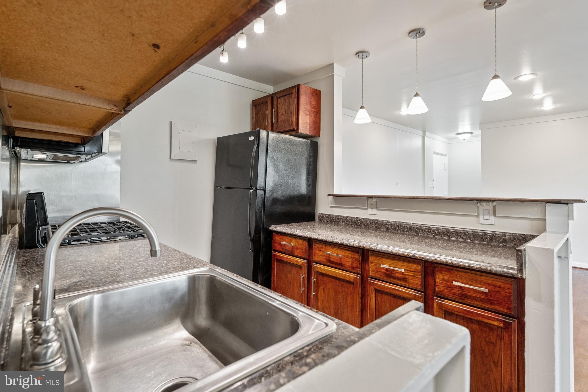 CARROLLAN GARDENS - Residential Lease