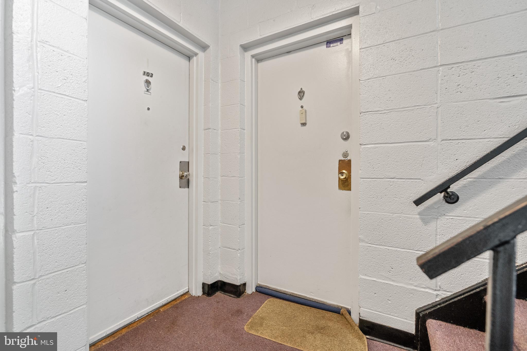 CARROLLAN GARDENS - Residential Lease