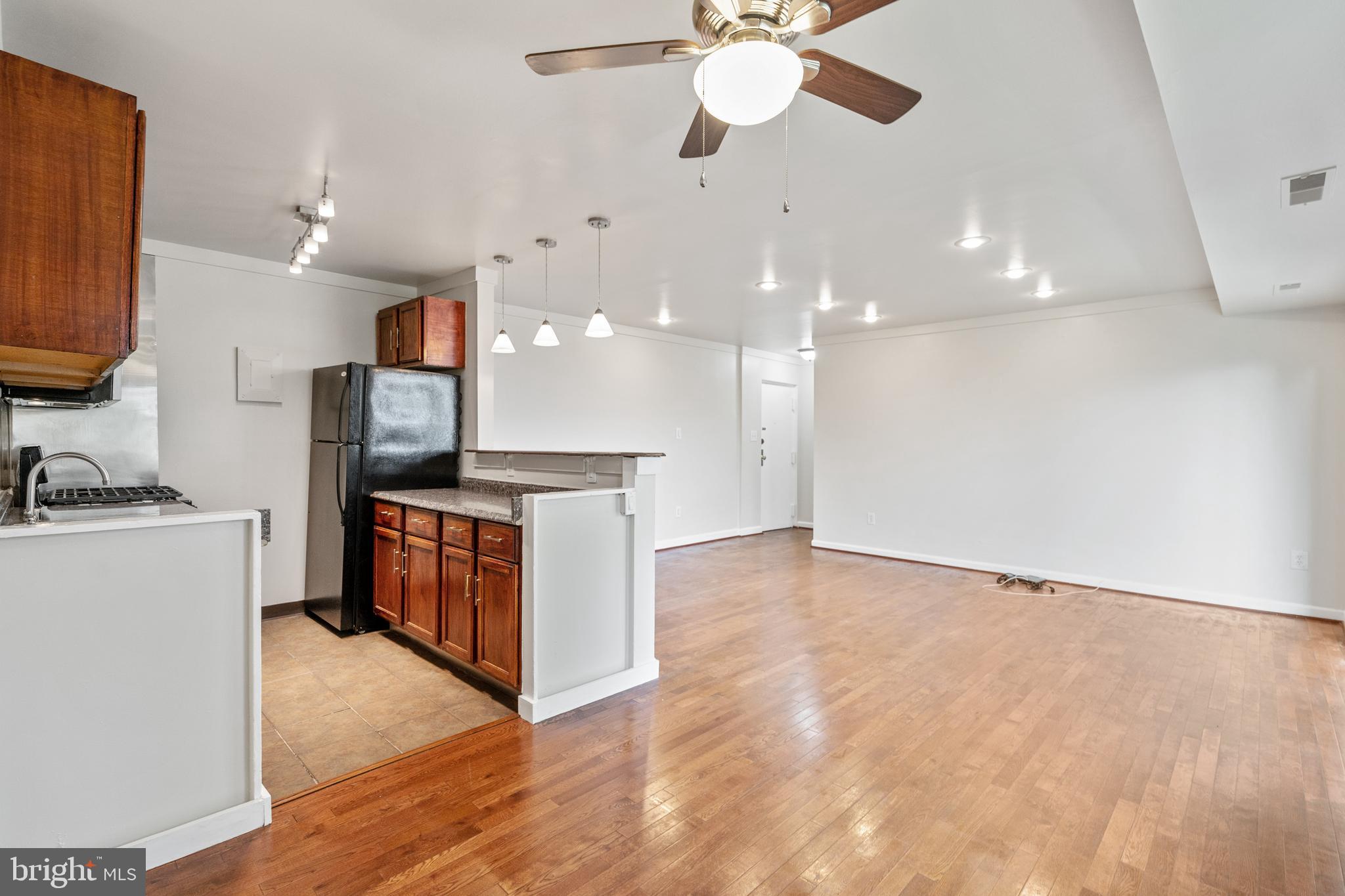 CARROLLAN GARDENS - Residential Lease