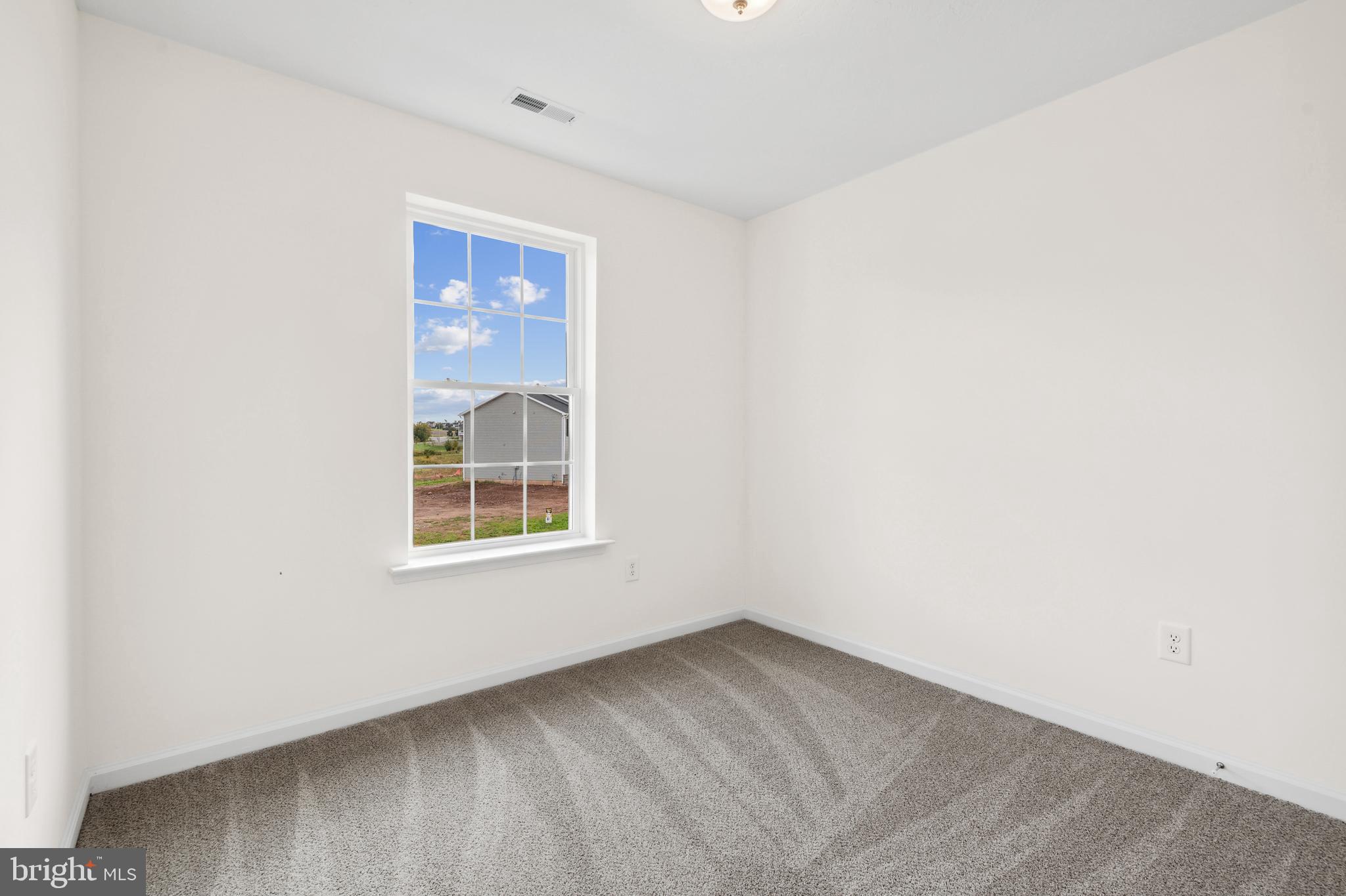 KINGS COURT AT BROWNSTONE - Residential