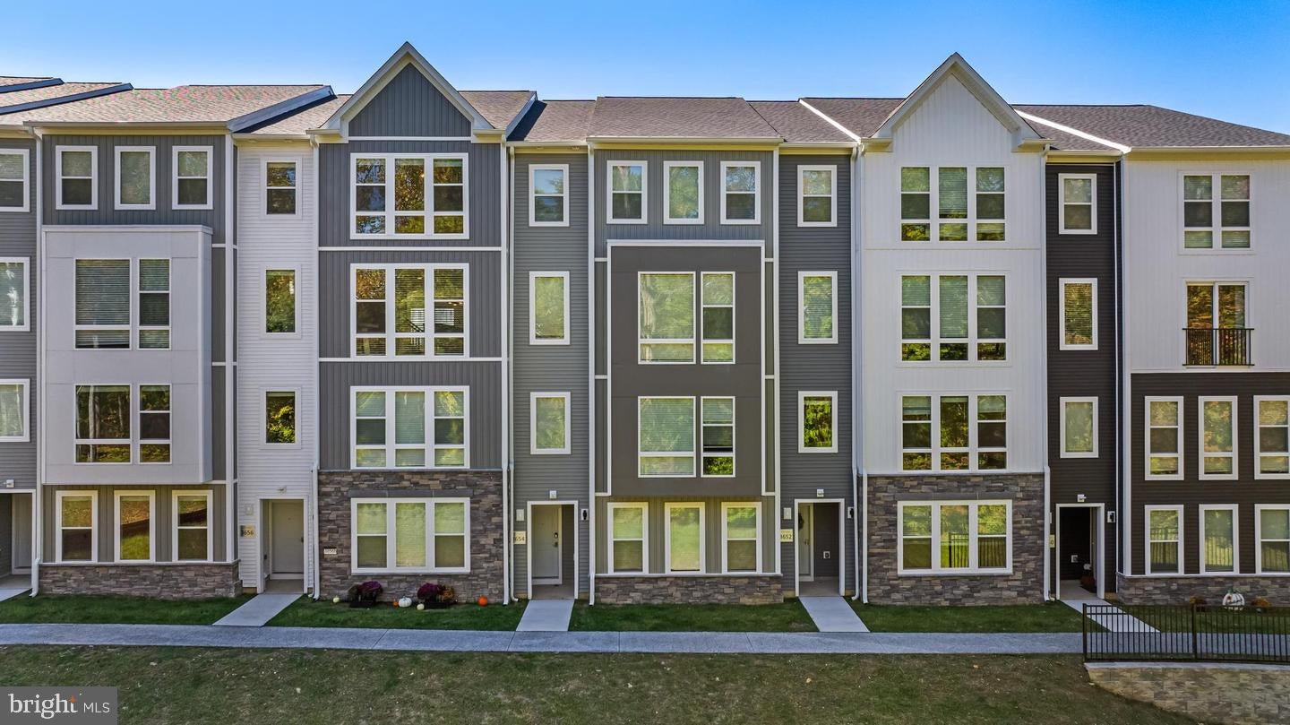 900 GILBERT ROAD 3615B