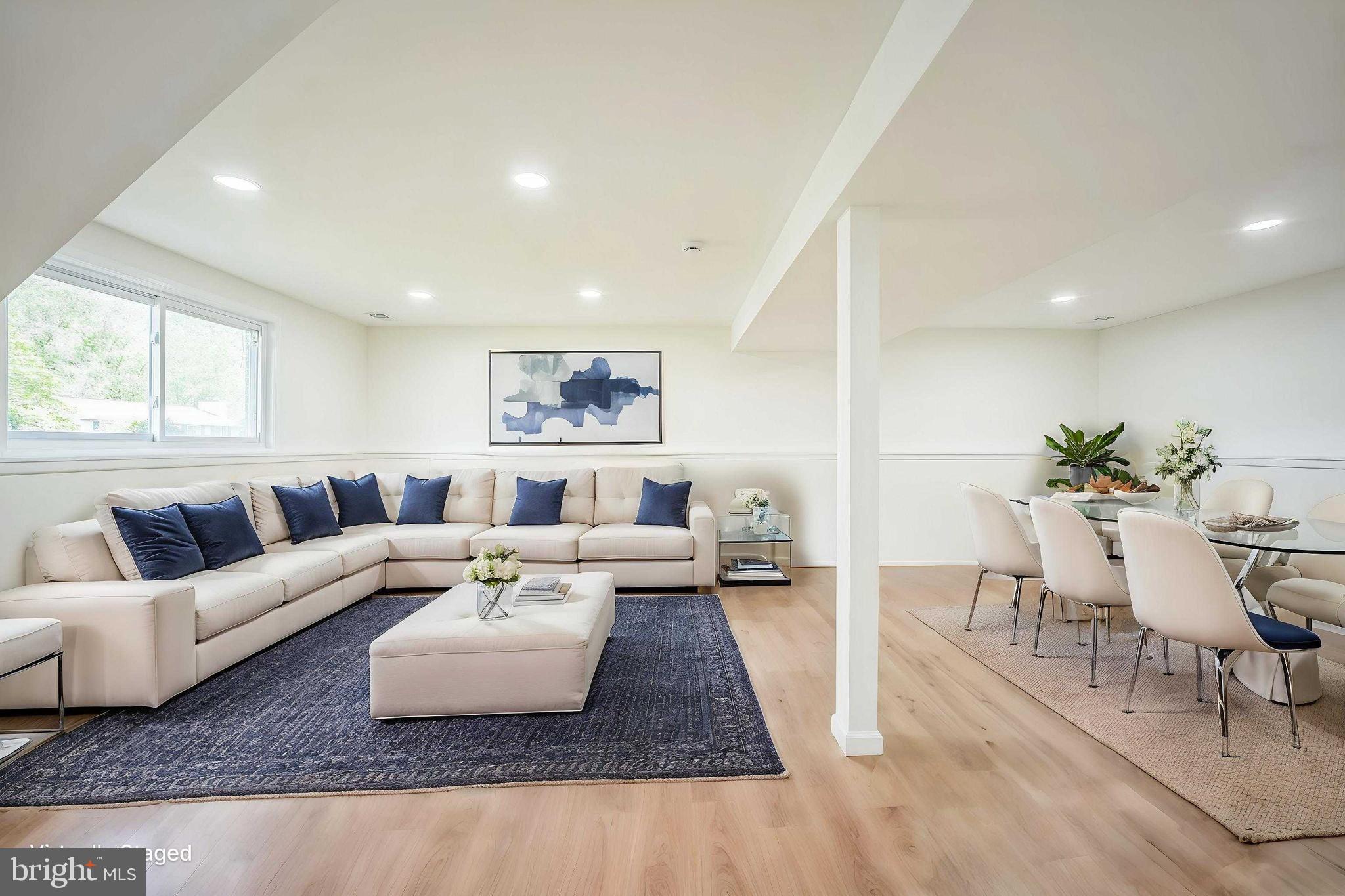 AMBER MEADOWS - Residential