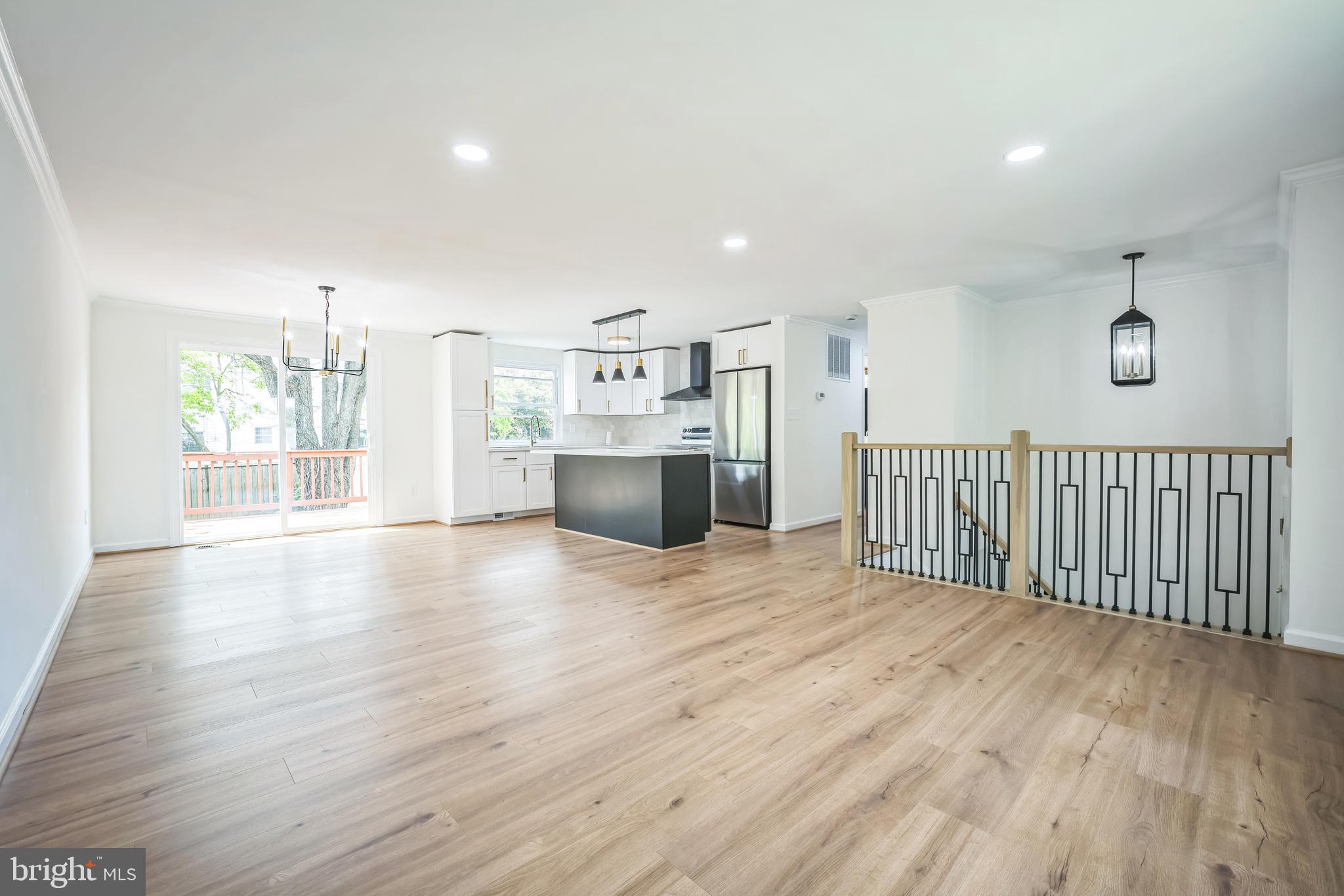 AMBER MEADOWS - Residential