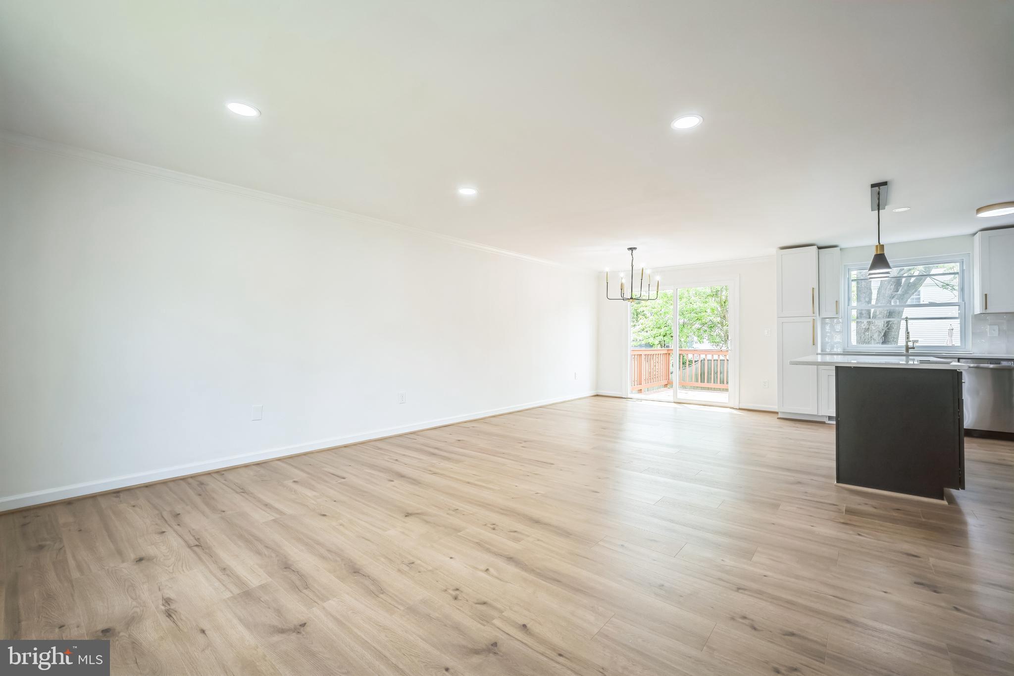 AMBER MEADOWS - Residential