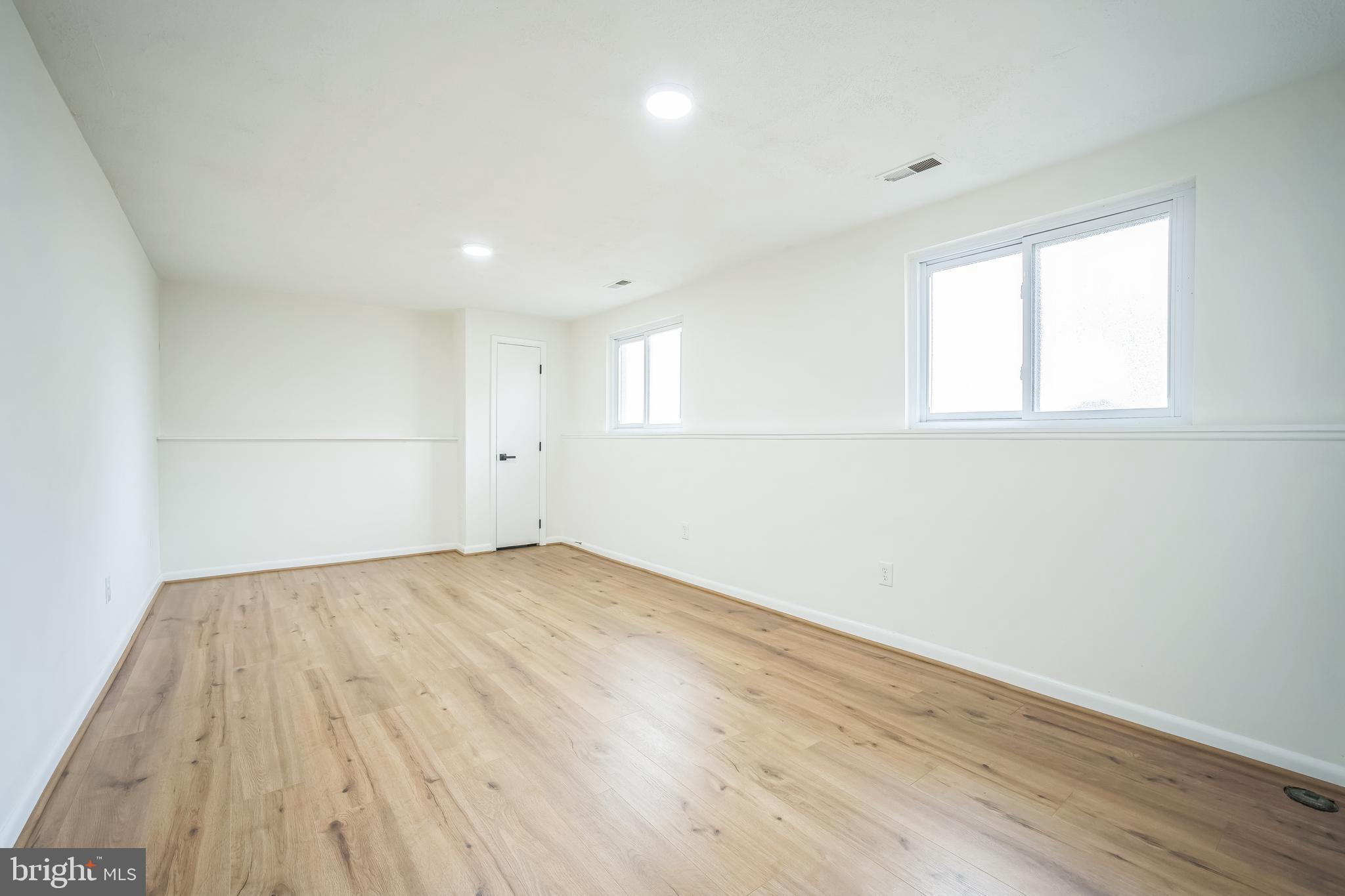 AMBER MEADOWS - Residential