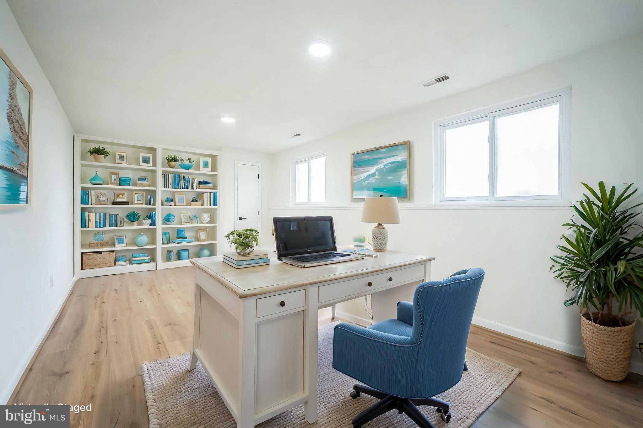 AMBER MEADOWS - Residential