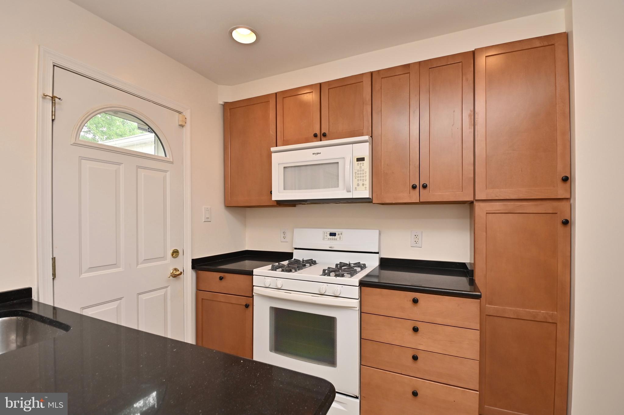 HUNTINGTON - Residential Lease