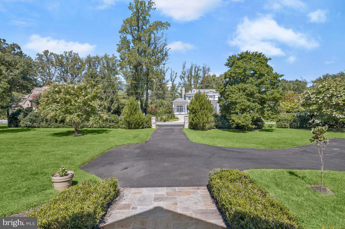 POTOMAC OUTSIDE - Residential