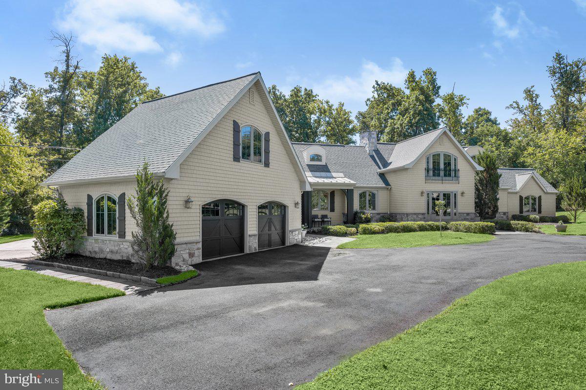 POTOMAC OUTSIDE - Residential