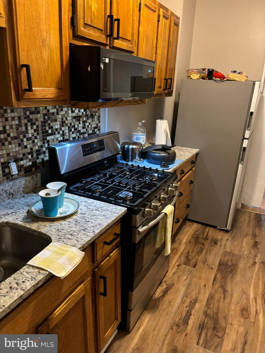 $1000 Move In Special !! Move In date must be before 11/10!!! Home sharing - no roommates! Fully renovated 5 Bdr home is a room rental oasis. Great place for a fresh beginning or a safe space to call home. Utilities Included!! Wi-fi Included!! Use your job as your credit!! Requires $1800 monthly income. All income considered: SSI, Soc Sec, Retirement, earned income.  Close to public transportation, shopping and much more. Welcome to this charming home that offers a perfect blend of comfort and functionality: high pile carpet, fresh paint, large windows, full kitchen boasts modern appliances and ample storage, making meal preparation a breeze. Desirable location, close to public transportation. Move In TODAY! No Delay!