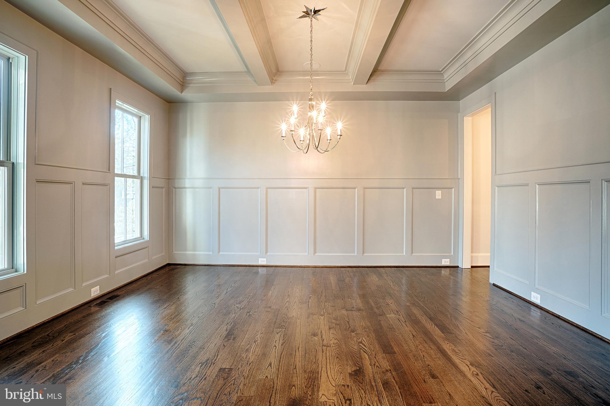 BELLEVUE FOREST - Residential