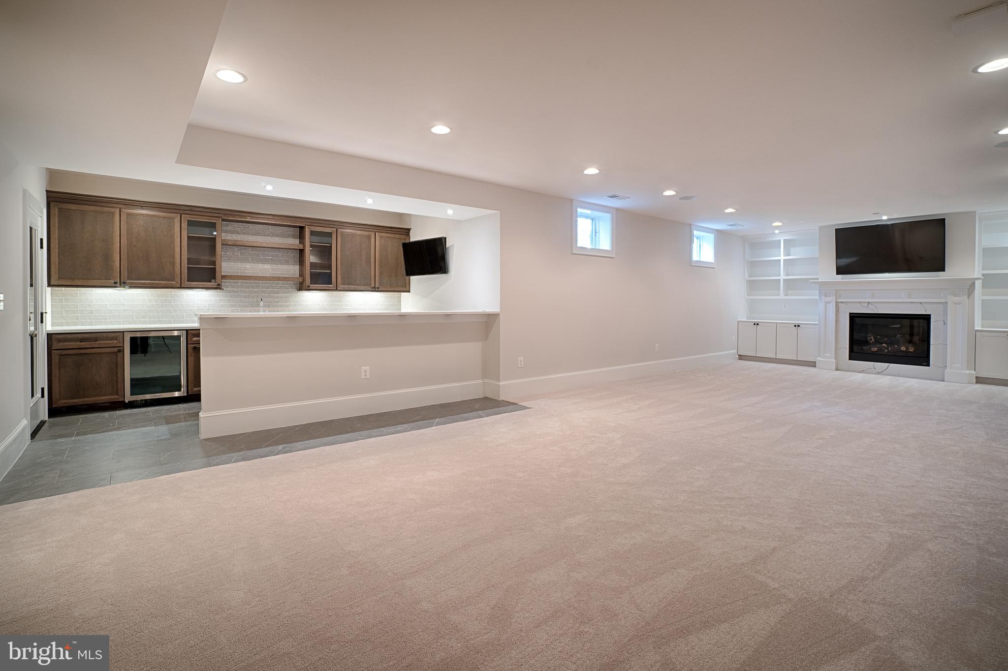 BELLEVUE FOREST - Residential