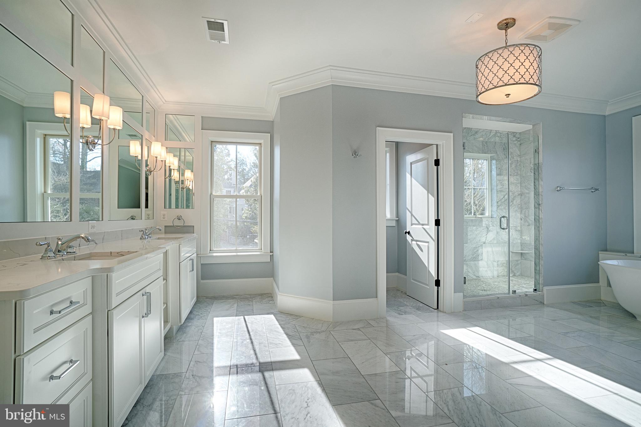 BELLEVUE FOREST - Residential