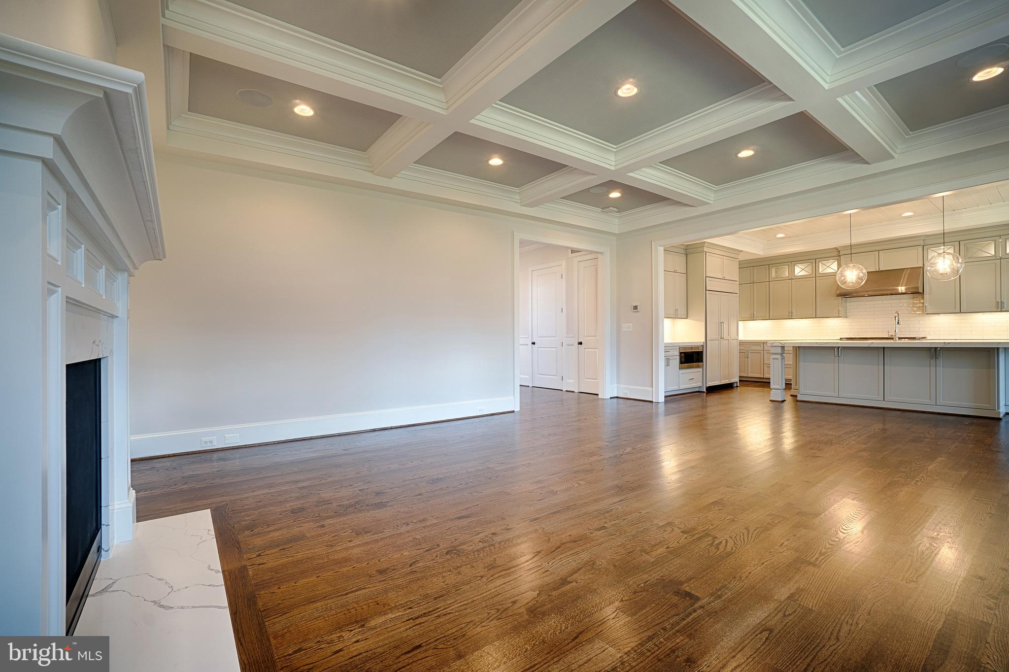 BELLEVUE FOREST - Residential