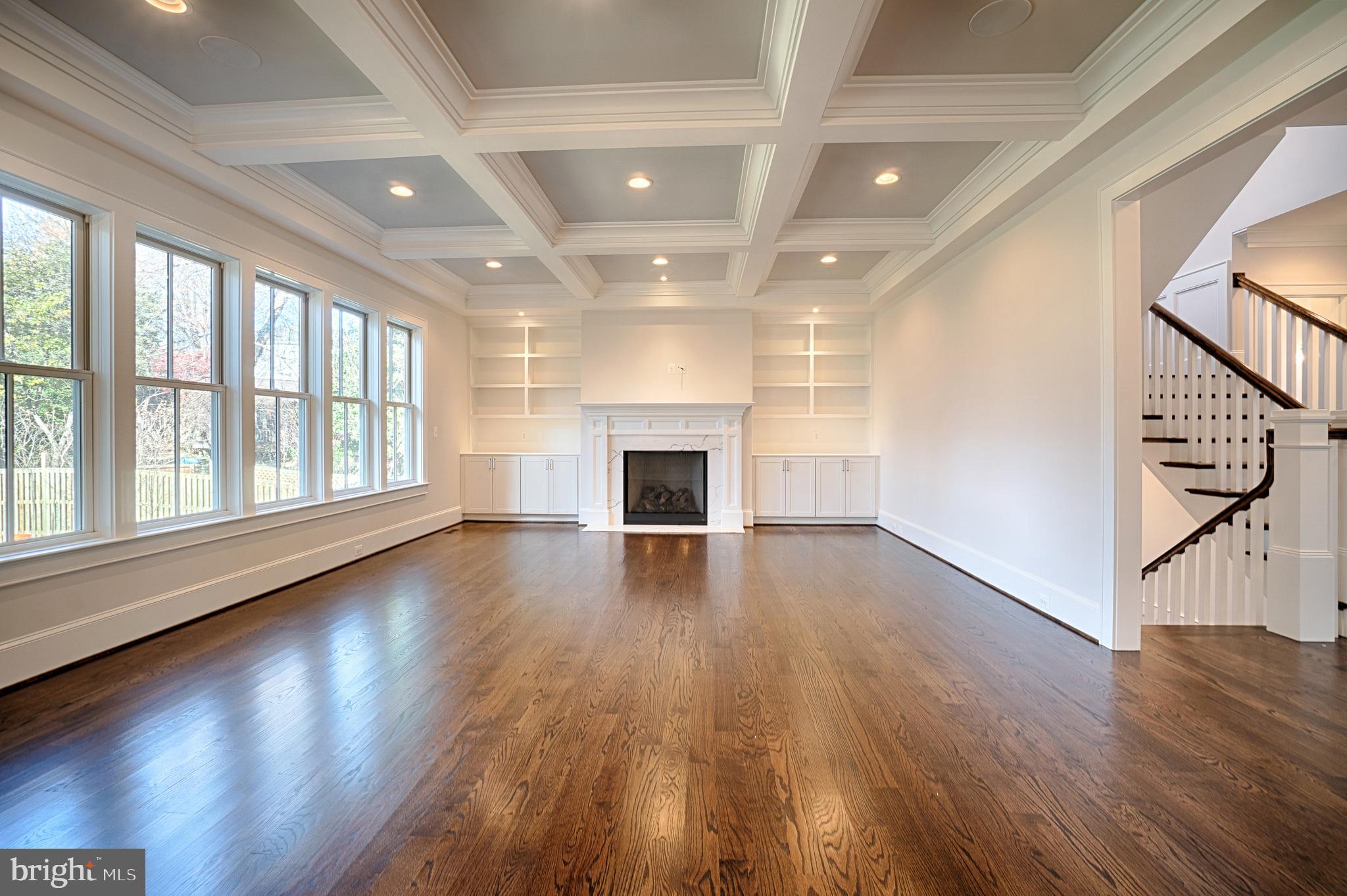 BELLEVUE FOREST - Residential