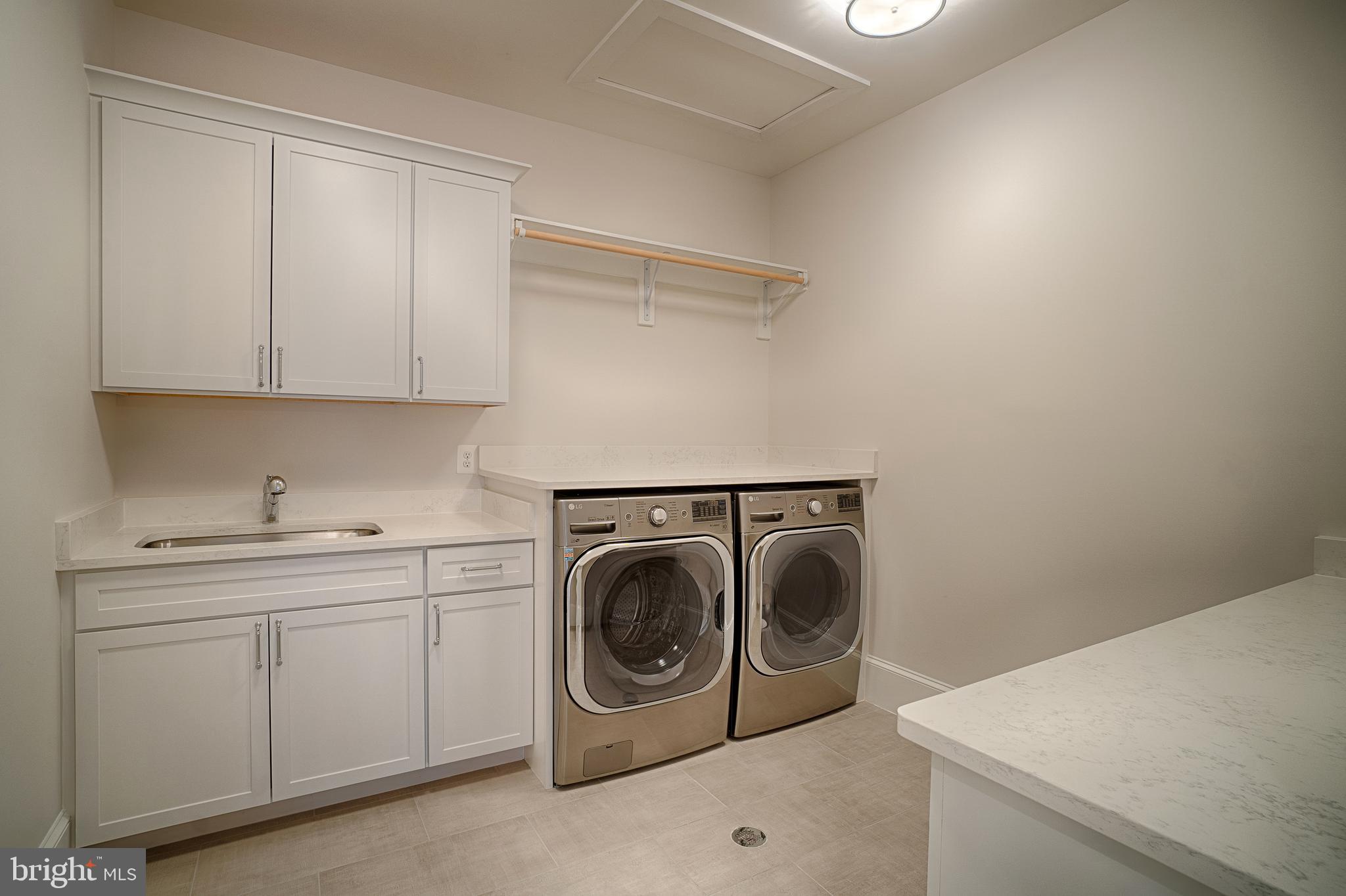 BELLEVUE FOREST - Residential