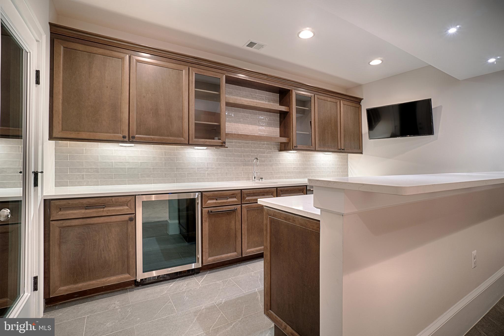 BELLEVUE FOREST - Residential