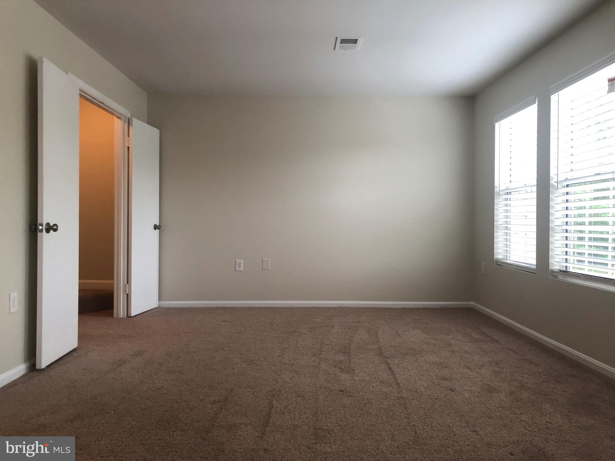 LAKE RIDGE - Residential Lease