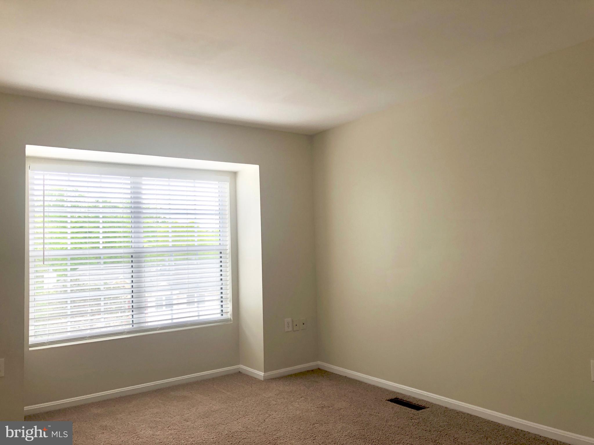 LAKE RIDGE - Residential Lease