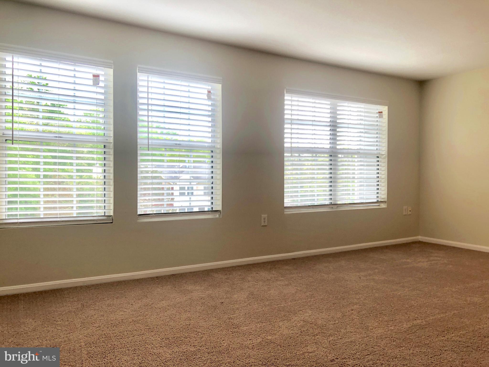 LAKE RIDGE - Residential Lease