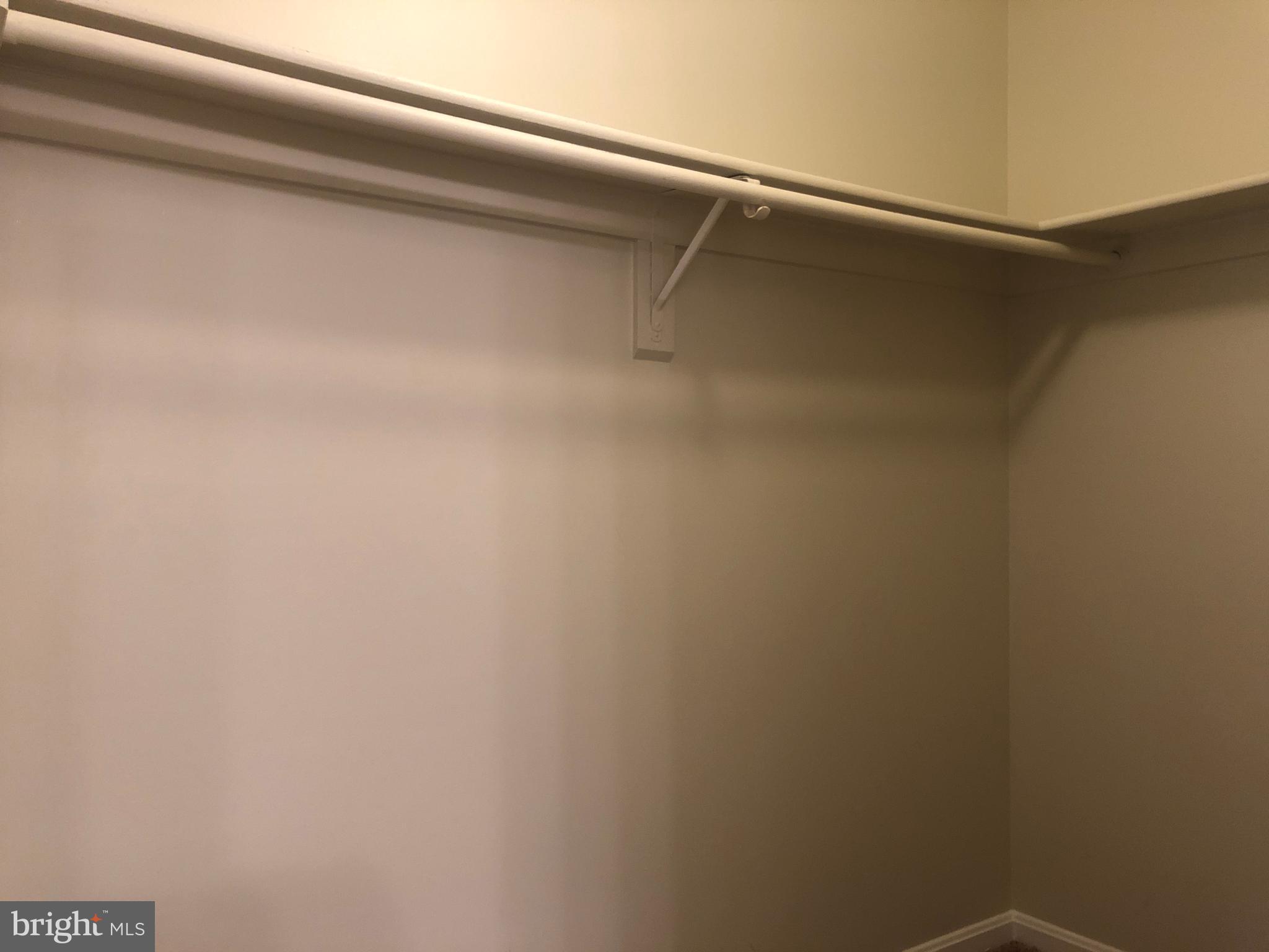 LAKE RIDGE - Residential Lease