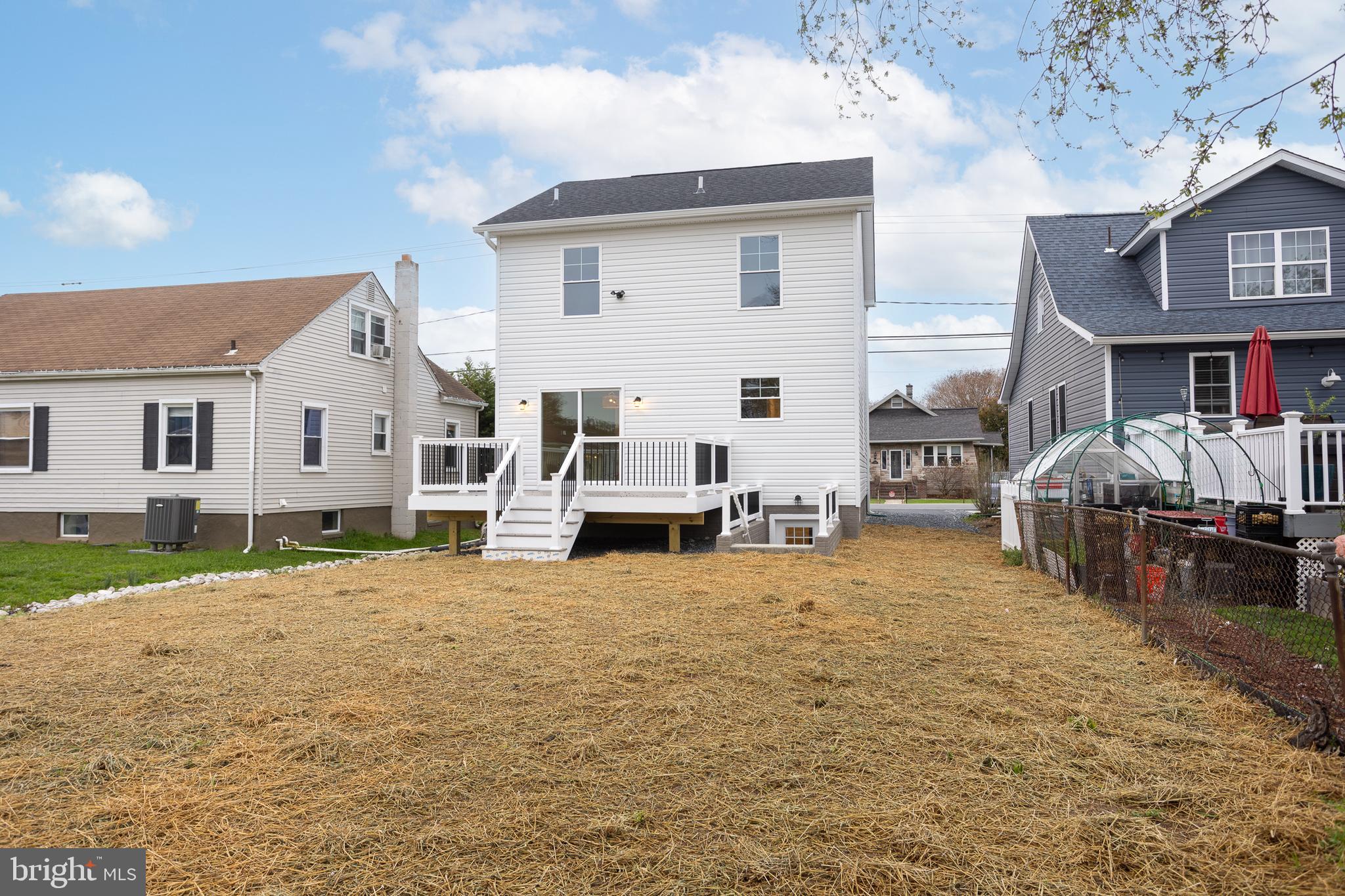 EDGEMERE/SPARROWS POINT - Residential