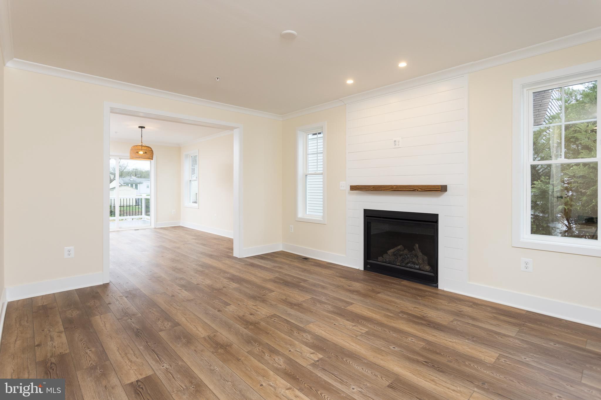 EDGEMERE/SPARROWS POINT - Residential