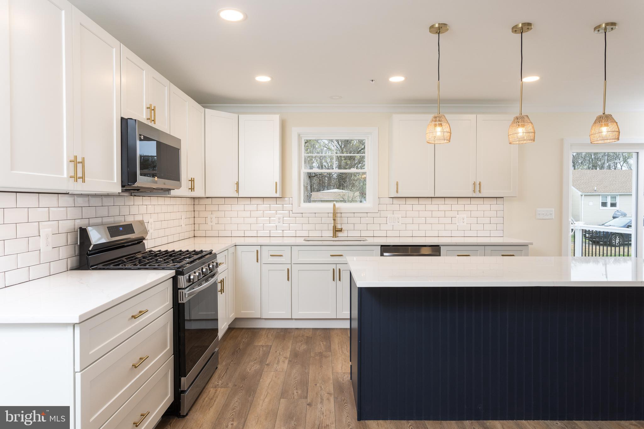 EDGEMERE/SPARROWS POINT - Residential