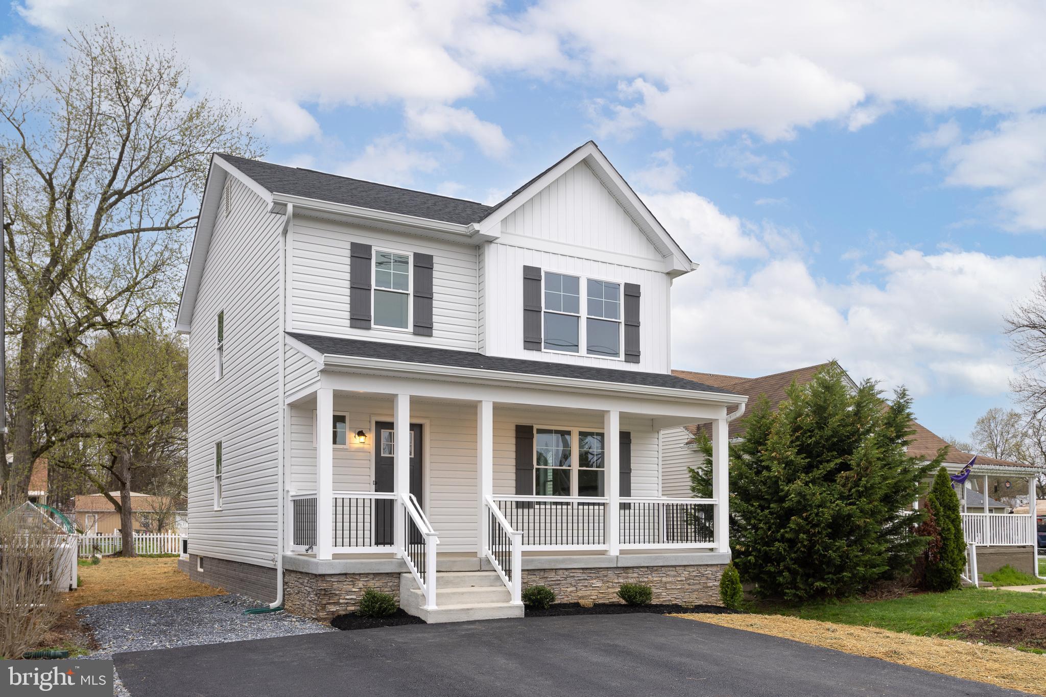 EDGEMERE/SPARROWS POINT - Residential