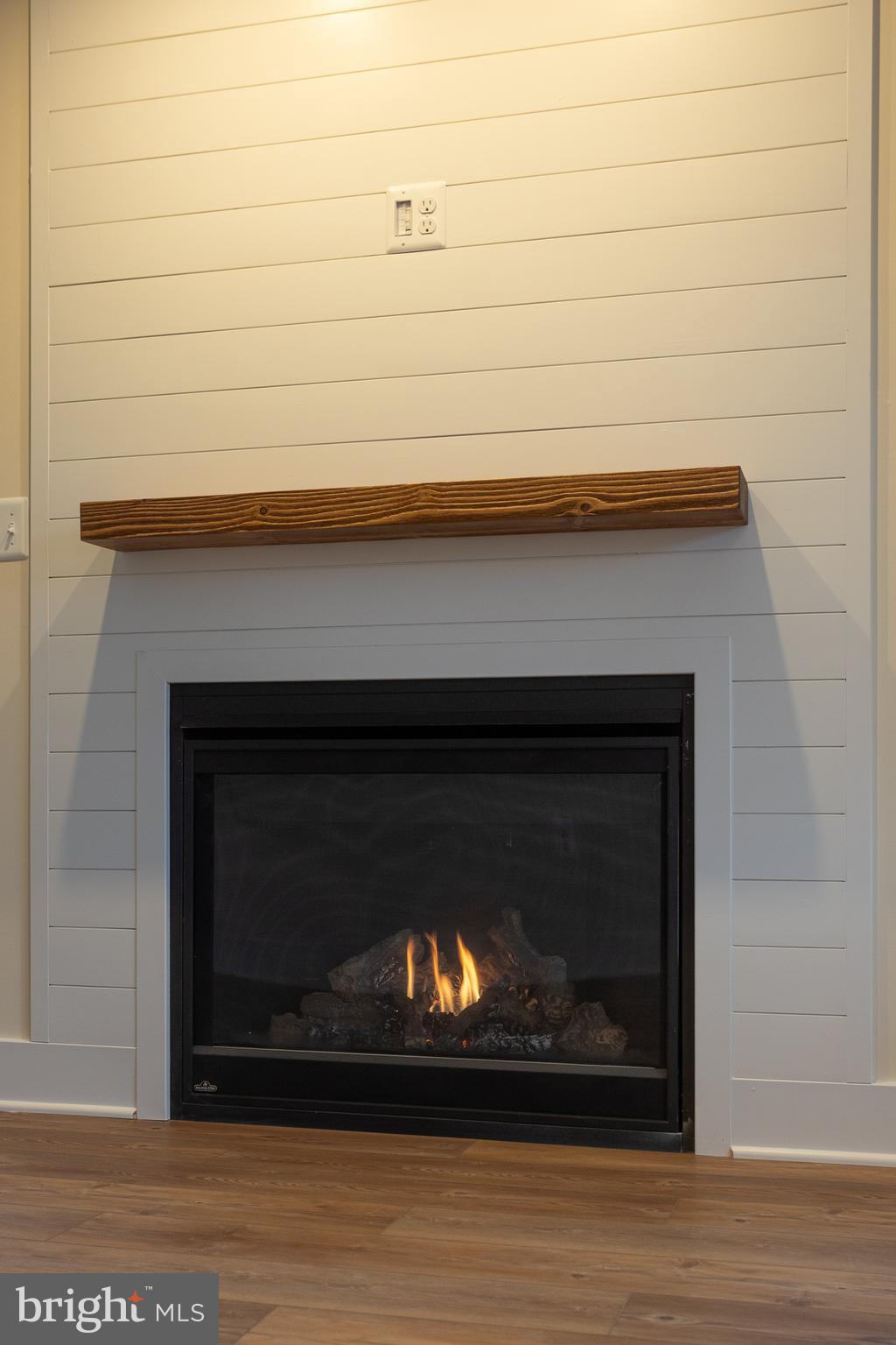 EDGEMERE/SPARROWS POINT - Residential