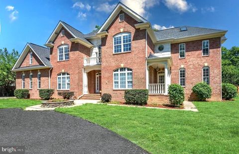 6614 QUANDER ROAD ALEXANDRIA VA 22307