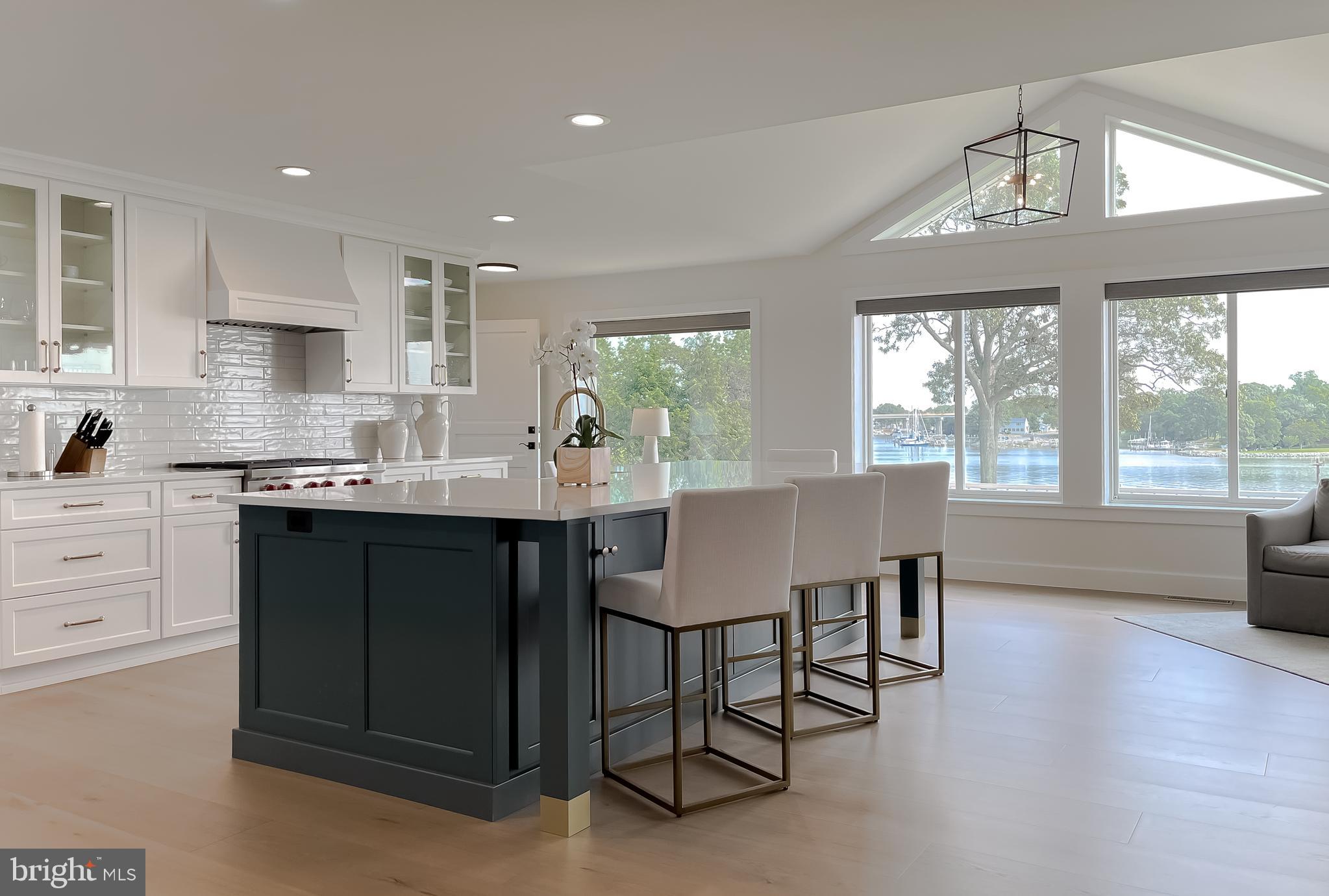 TOWN CREEK - Residential