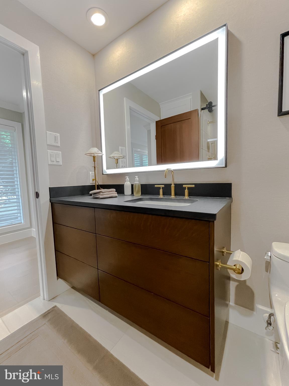 TOWN CREEK - Residential