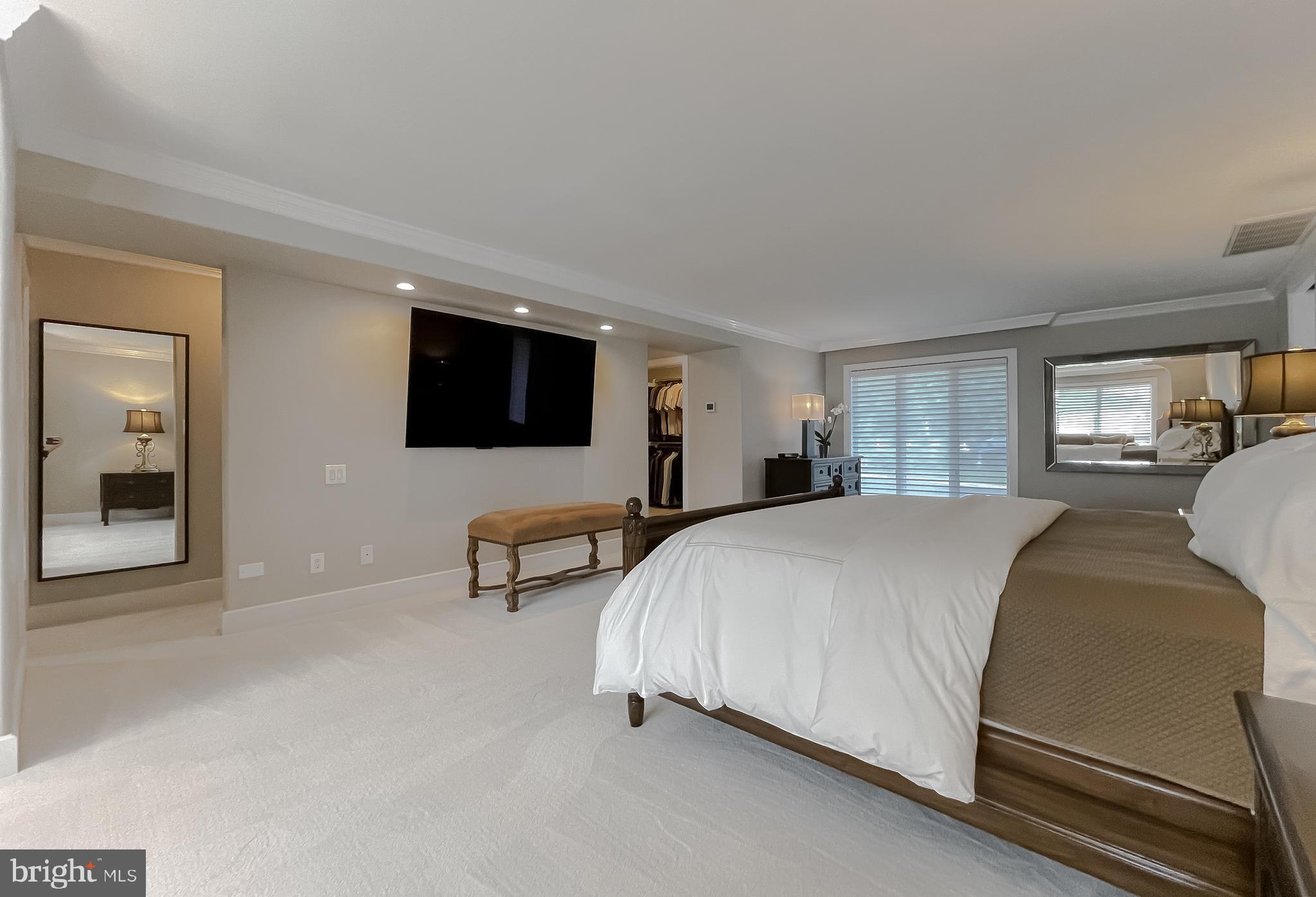 TOWN CREEK - Residential