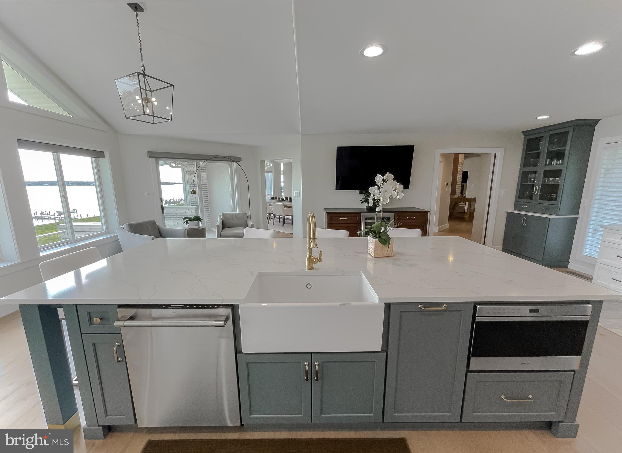 TOWN CREEK - Residential