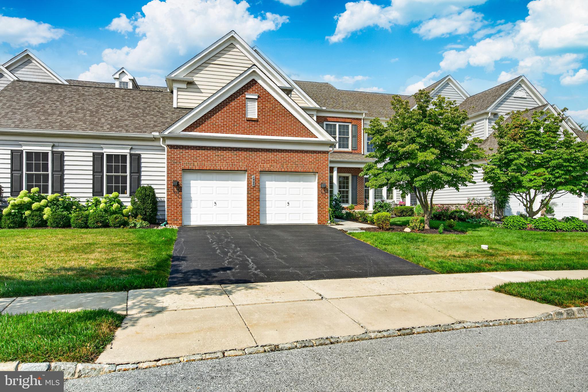 327 S CALDWELL CIRCLE