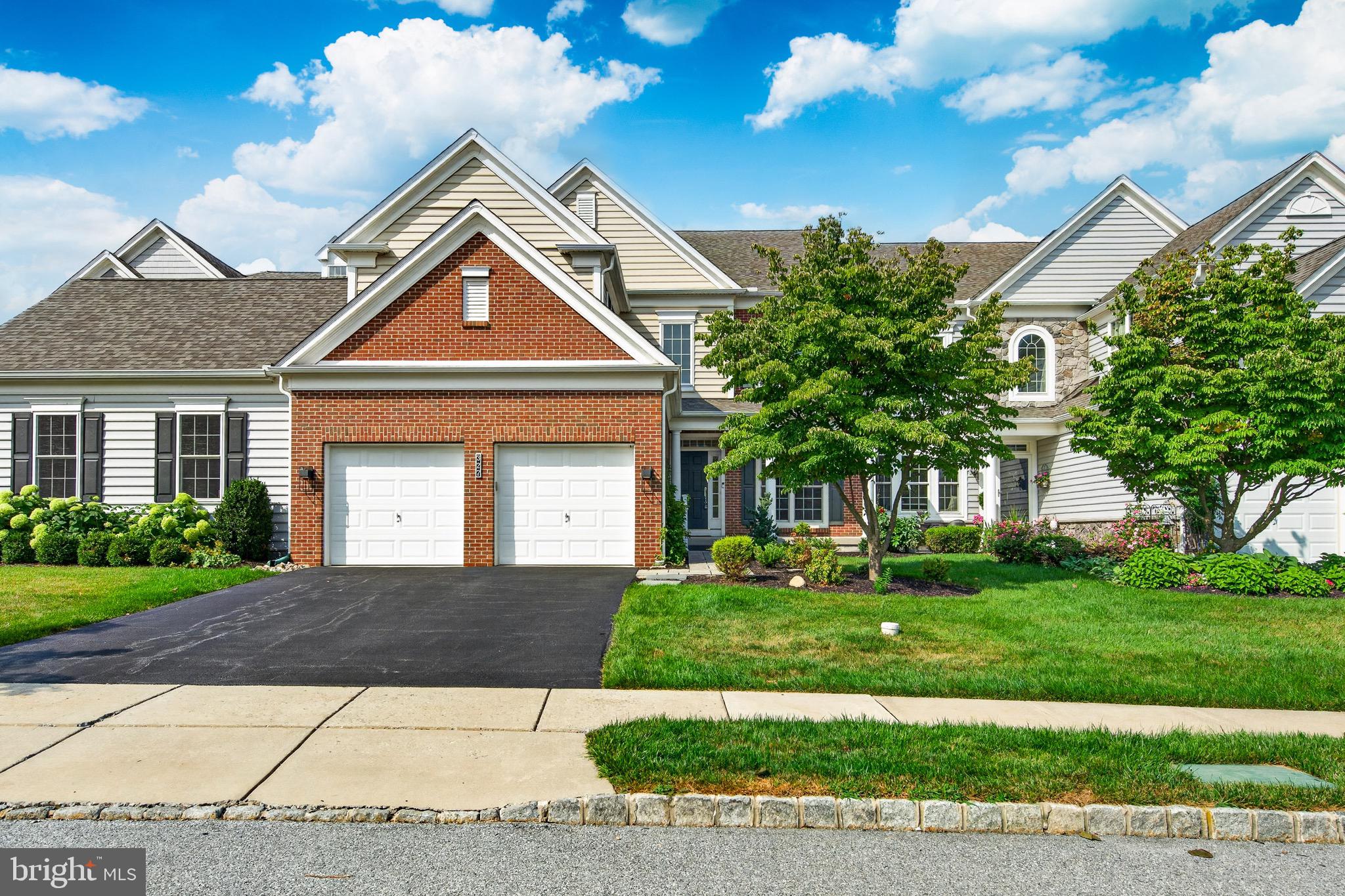 327 S CALDWELL CIRCLE