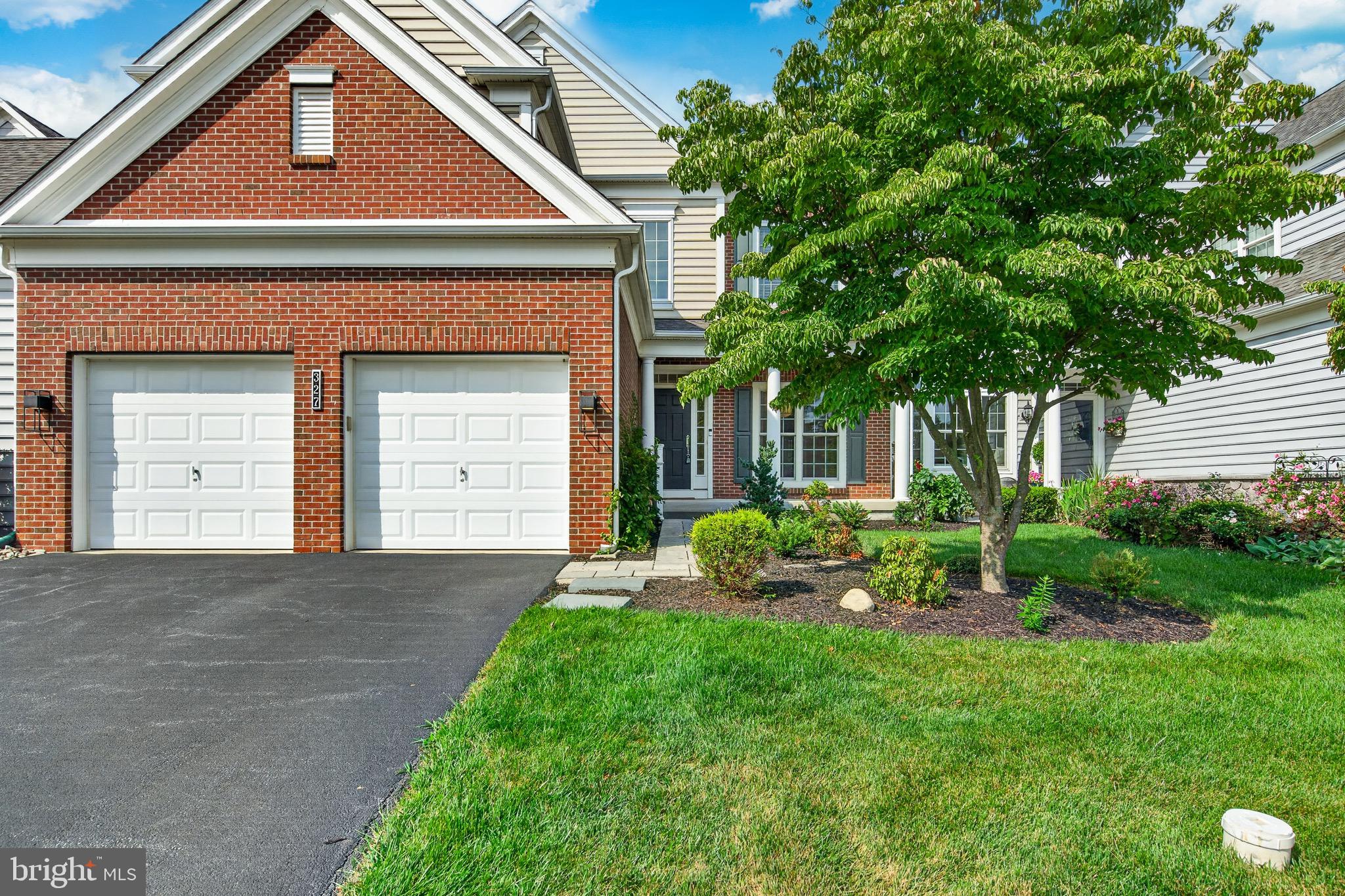 327 S CALDWELL CIRCLE