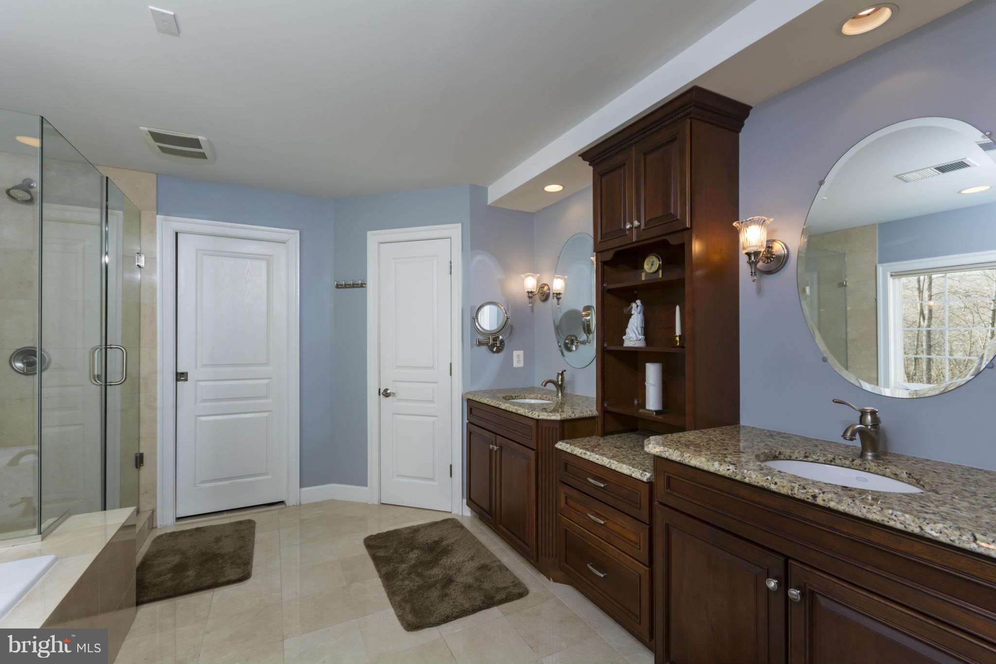 RED CEDAR - Residential