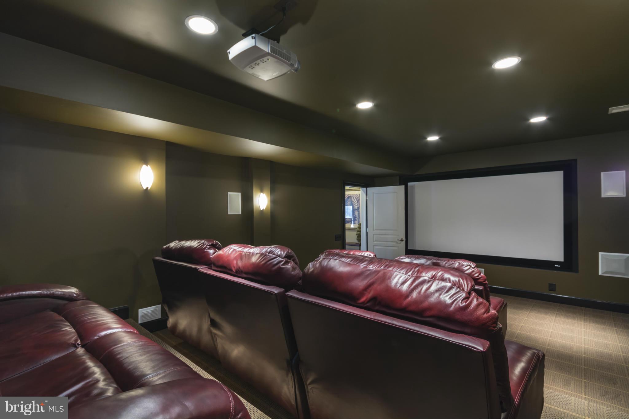 RED CEDAR - Residential