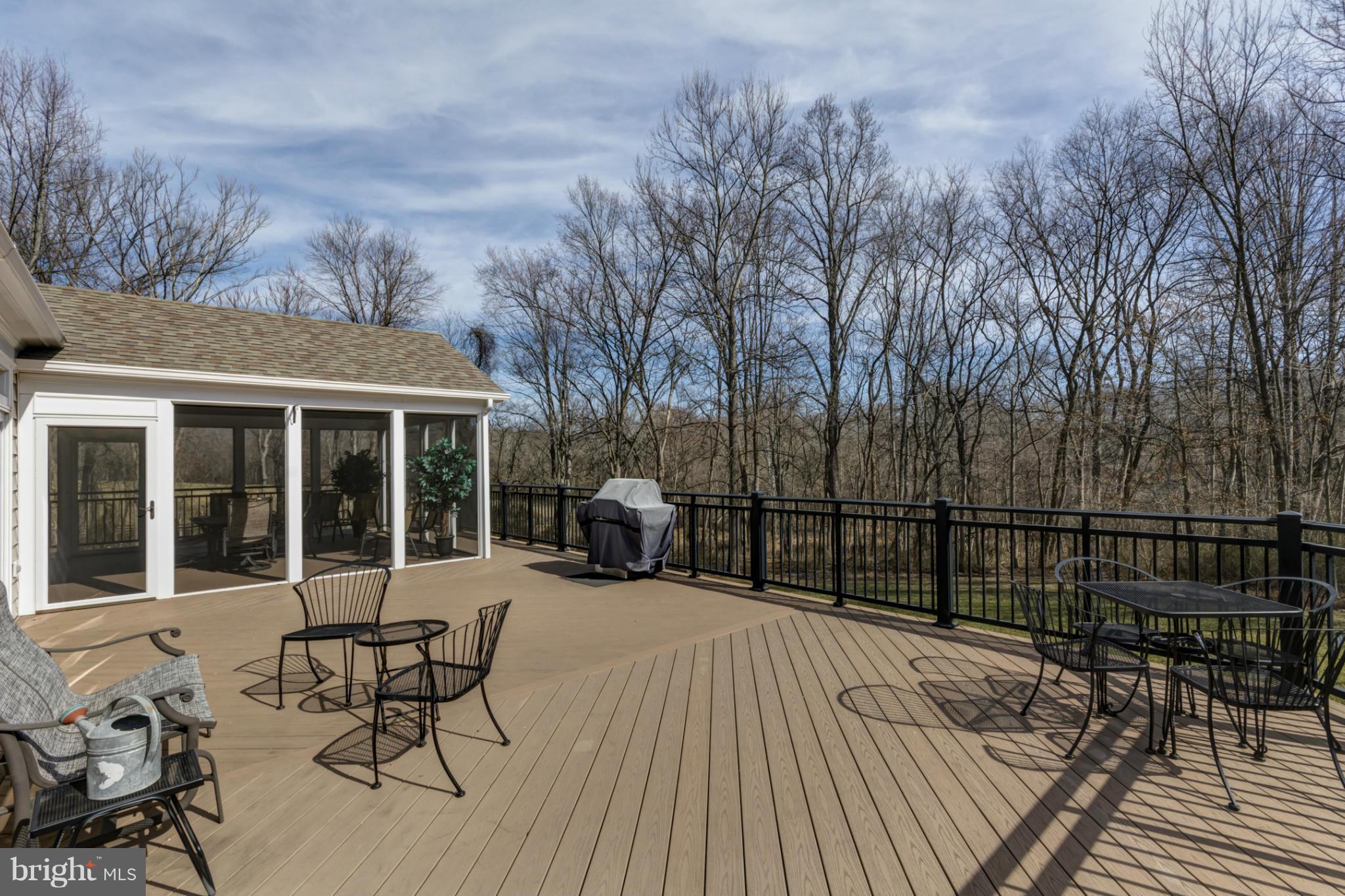 RED CEDAR - Residential