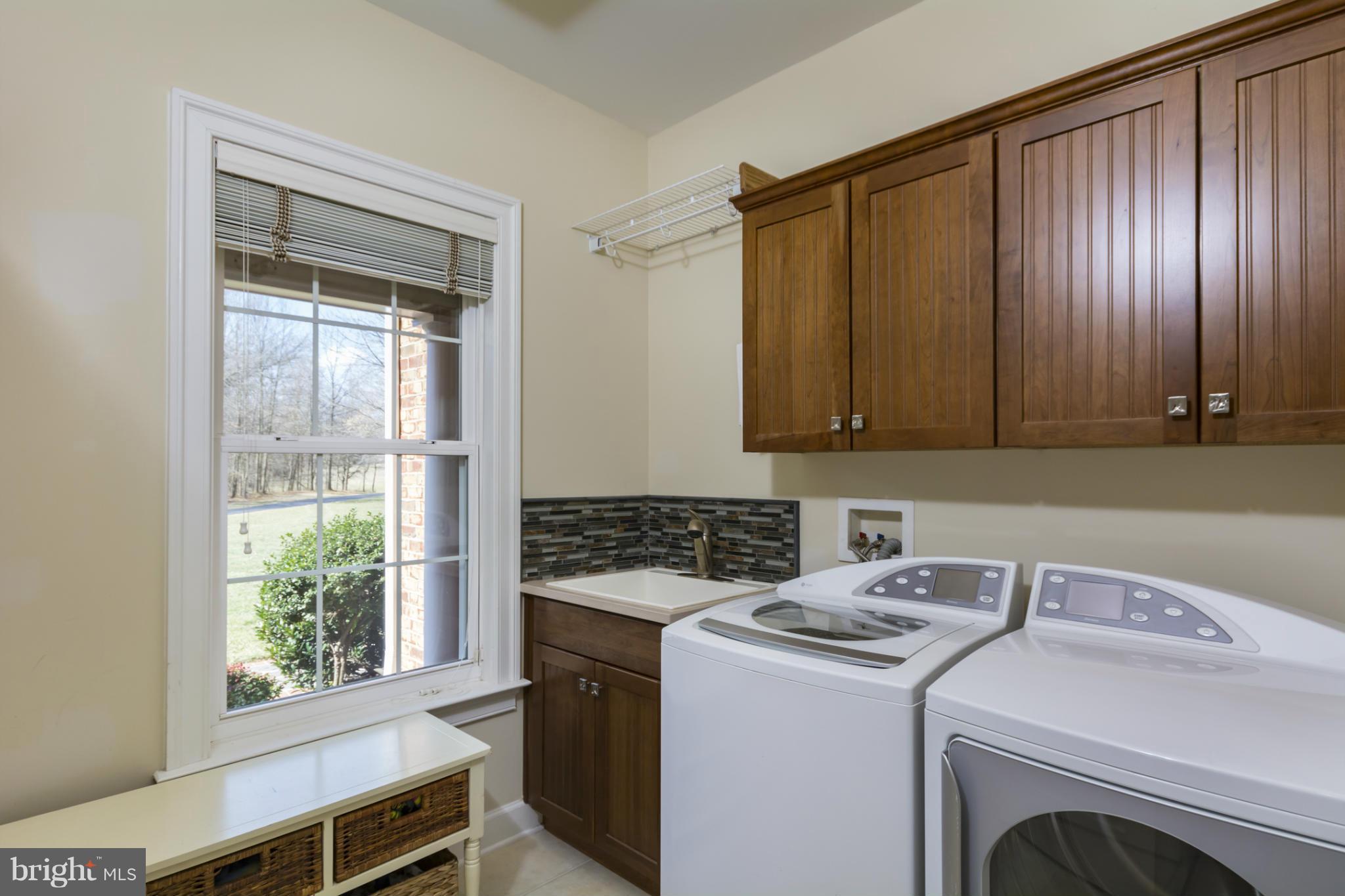 RED CEDAR - Residential