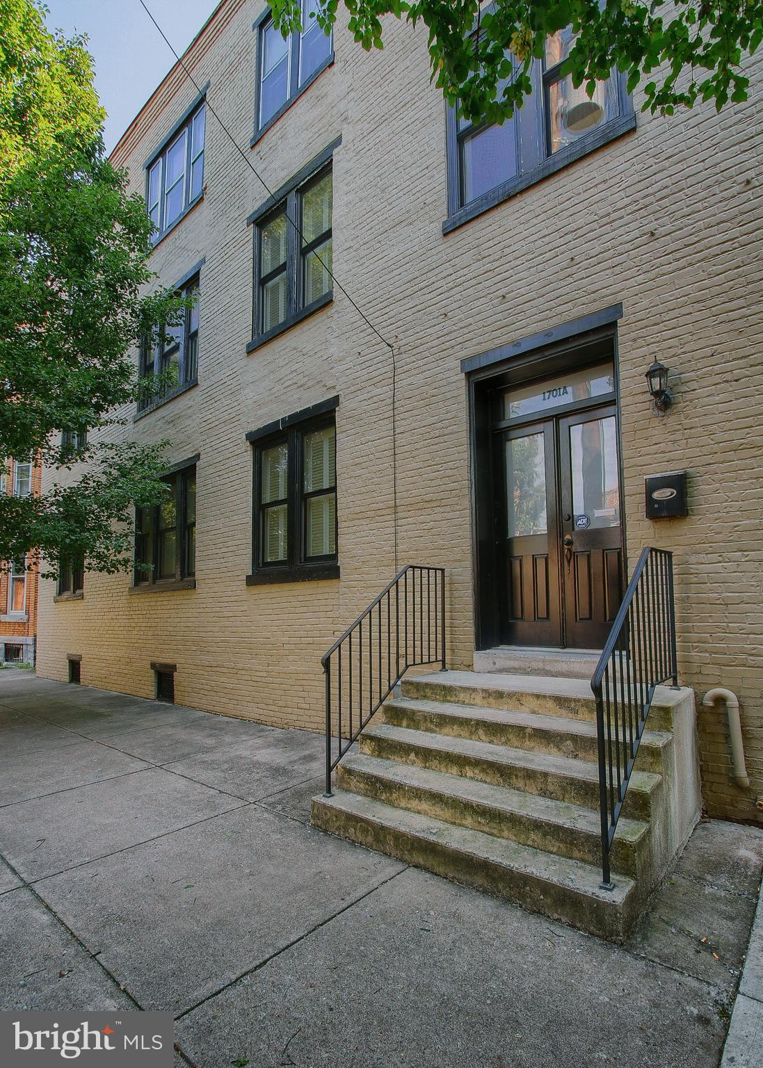 1701A GREEN STREET
