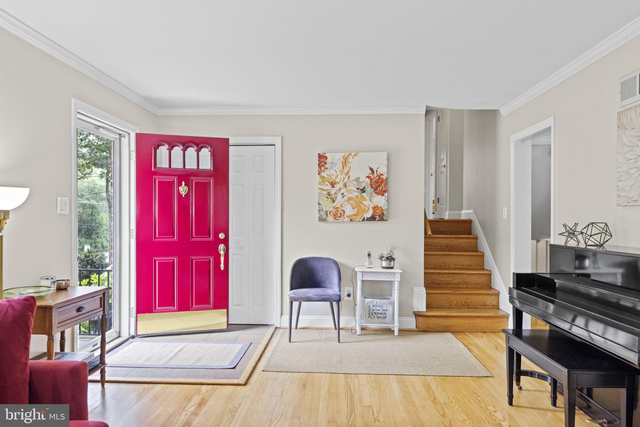 BUCKNELL MANOR - Residential