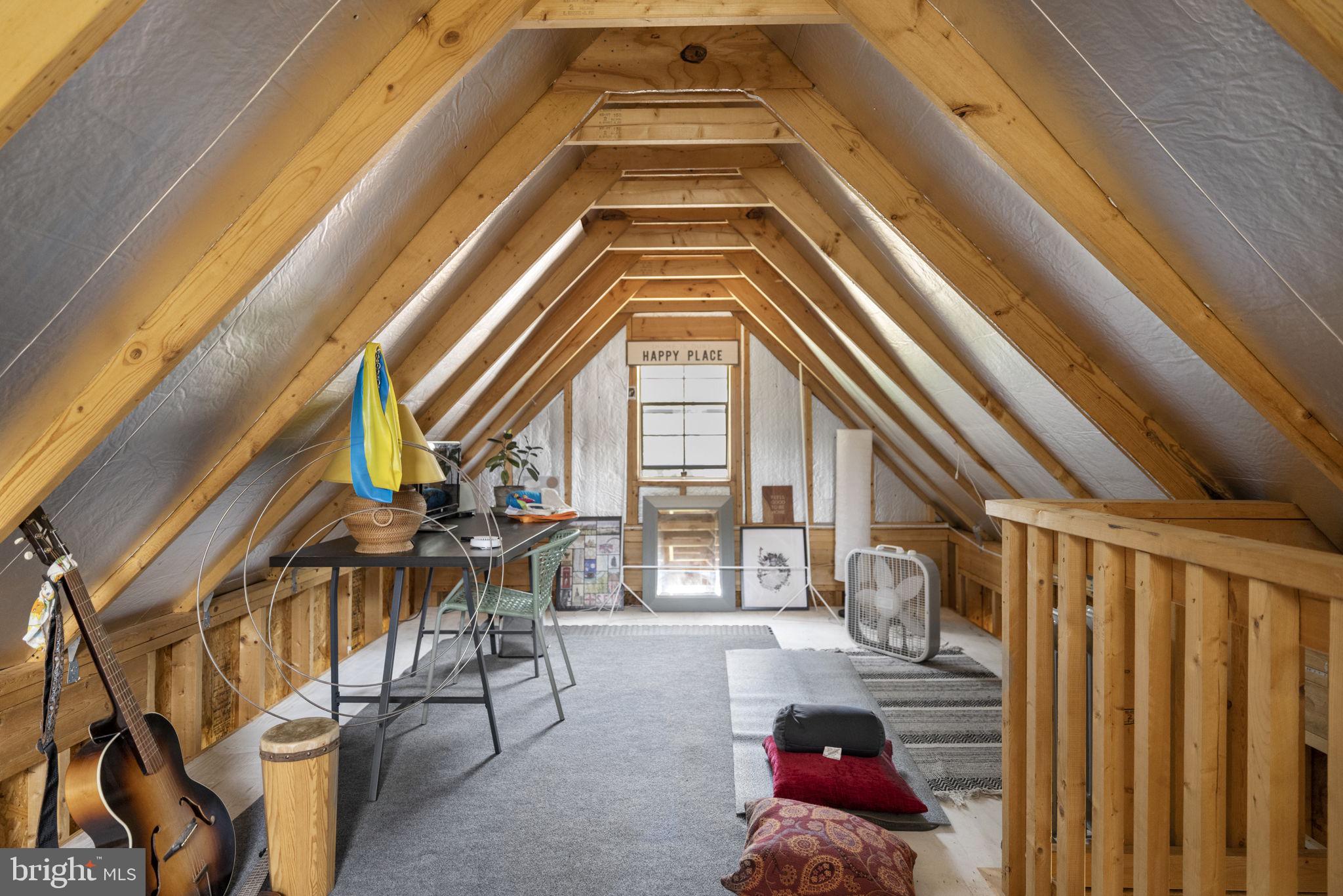 BUCKNELL MANOR - Residential