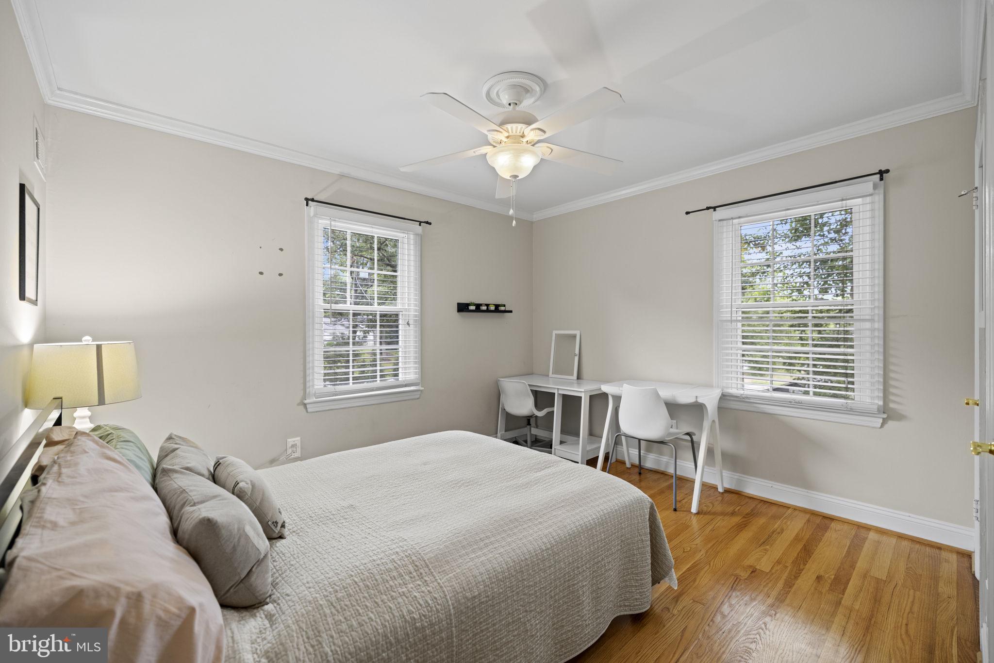 BUCKNELL MANOR - Residential