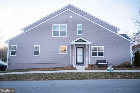 Townhouse For Sale - 505 Wheatley Drive<br/> Talbot County, EASTON, MD 21601