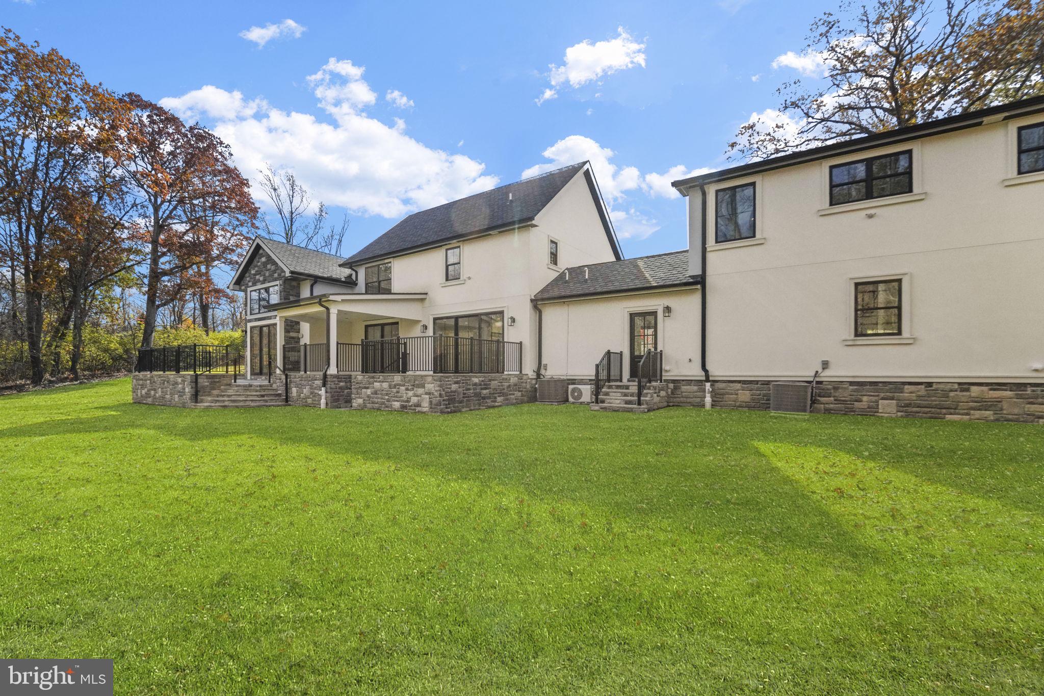 WESTERN - Residential