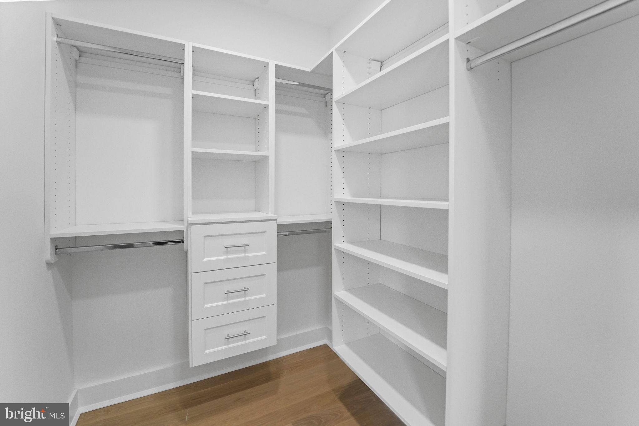 WESTERN - Residential